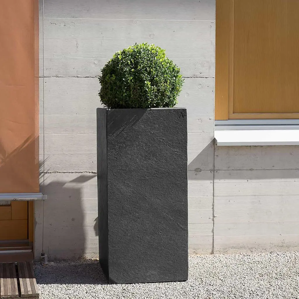 PYLO 80 Anthrazit – Pflanzsäule Outdoor 80x40x40 cm Naturschiefer Schwarz - Image 6
